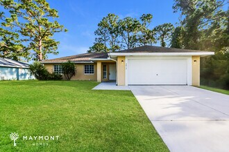 Building Photo - Bright 3 Bedroom Home