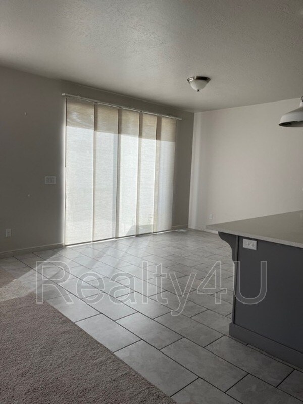 Building Photo - 1031 Molly Pitcher Cir