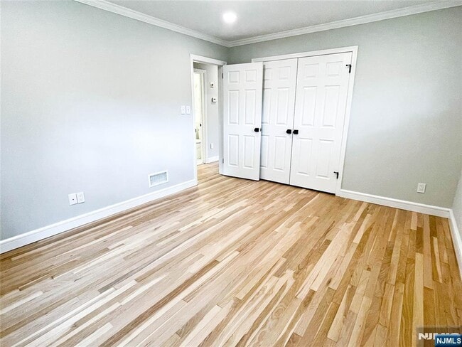 Building Photo - 319 Mastin Pl
