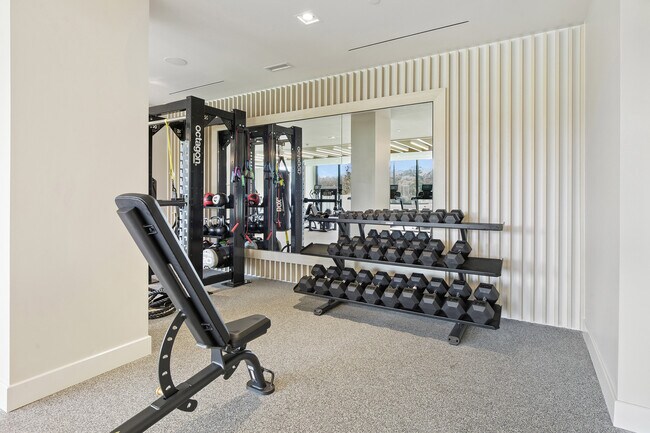 Building Photo - 2425 Peachtree Rd