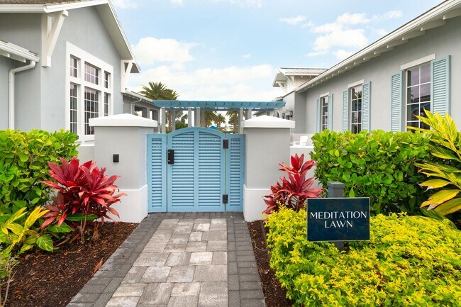 Building Photo - Exquisite 3-Bed 3.5-Bath Home in Prestigio...