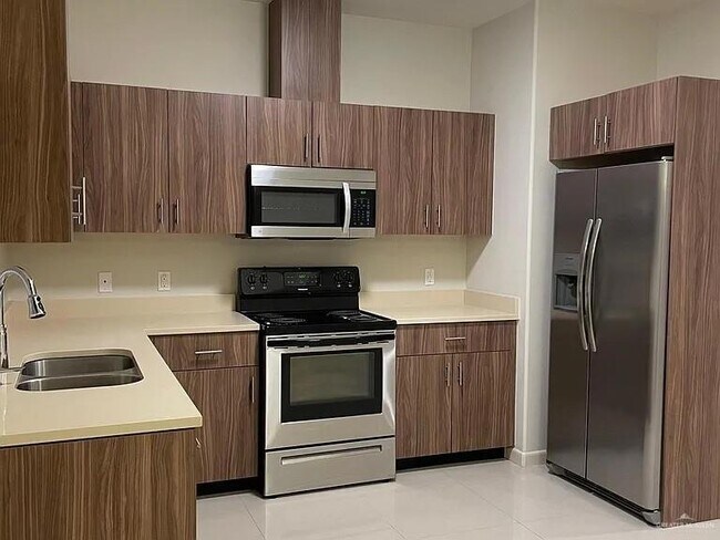 Building Photo - 2808 Sabercat Ave