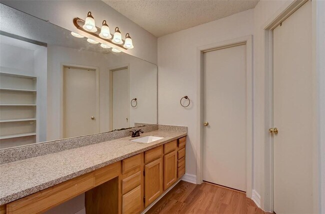 Building Photo - 13411 Bridgewalk Ln
