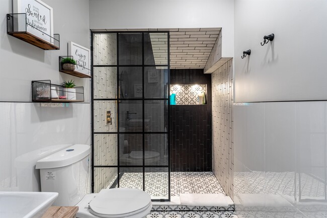 Building Photo - 148.5 Union St