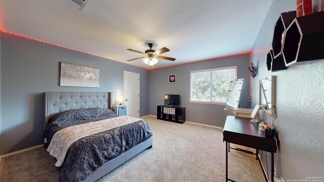 Building Photo - 522 Baltustrol Dr