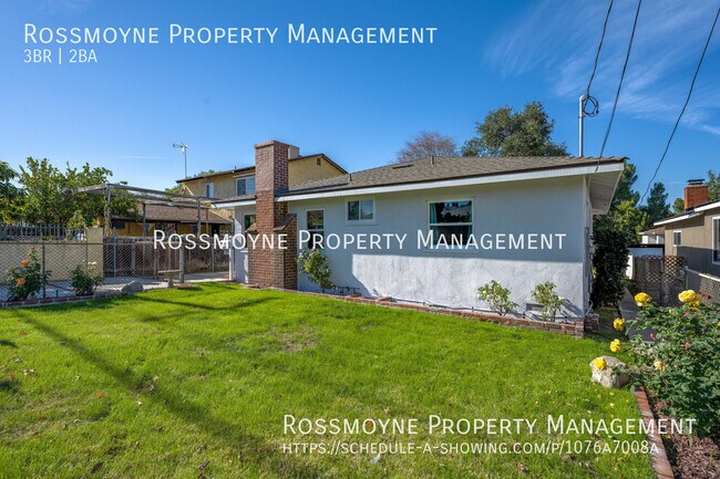 Building Photo - 10931 McVine Ave