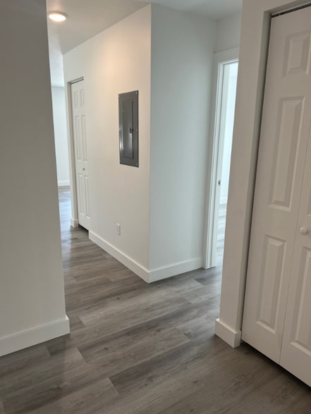 Building Photo - 115 Skeels Ave