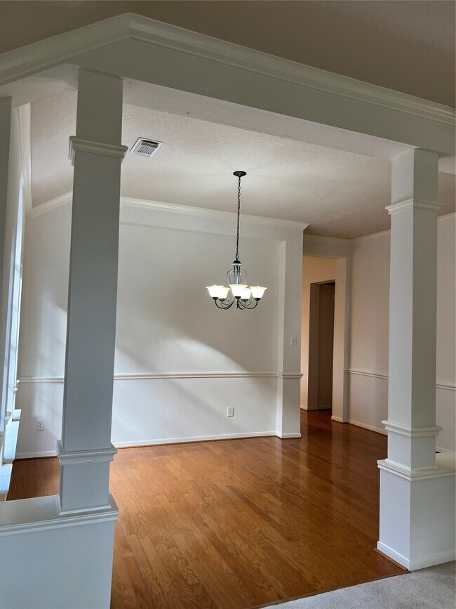 Building Photo - 14411 Milestone Ln
