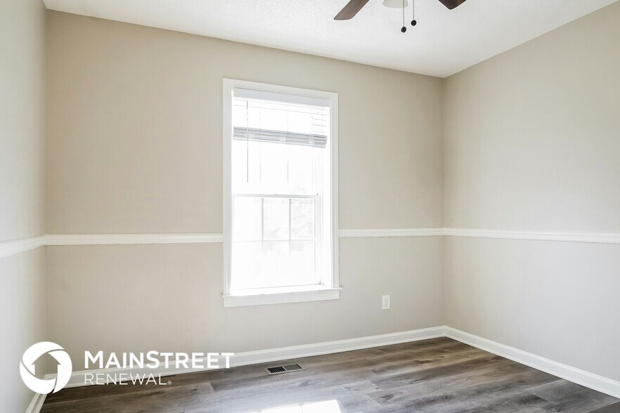 Building Photo - 43 Westminster Dr