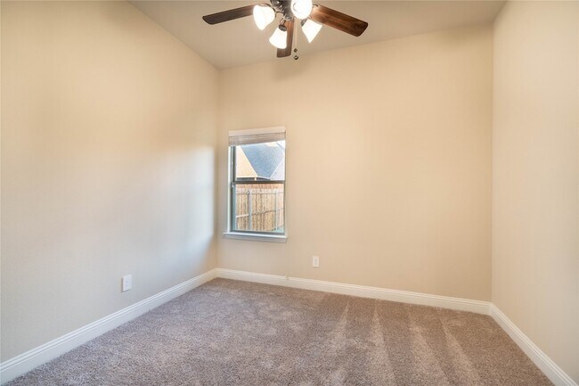 Building Photo - 312 Delaford Dr