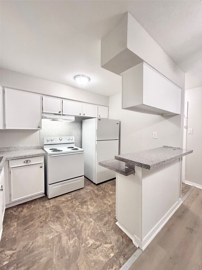 Building Photo - 201 S Kaysie St