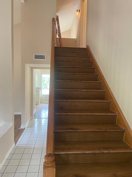 Building Photo - 21320 Stanwell St