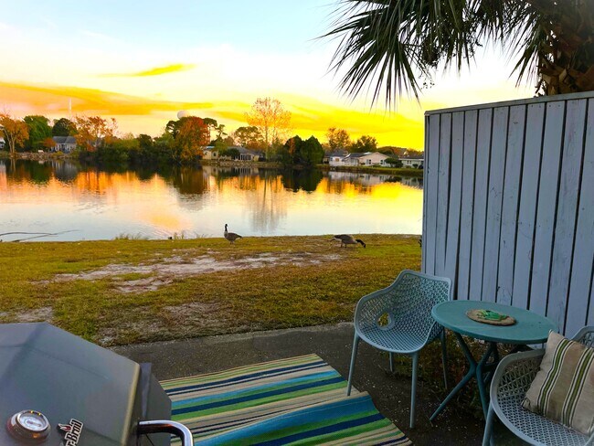 Building Photo - 1809 Crooked Pine Dr