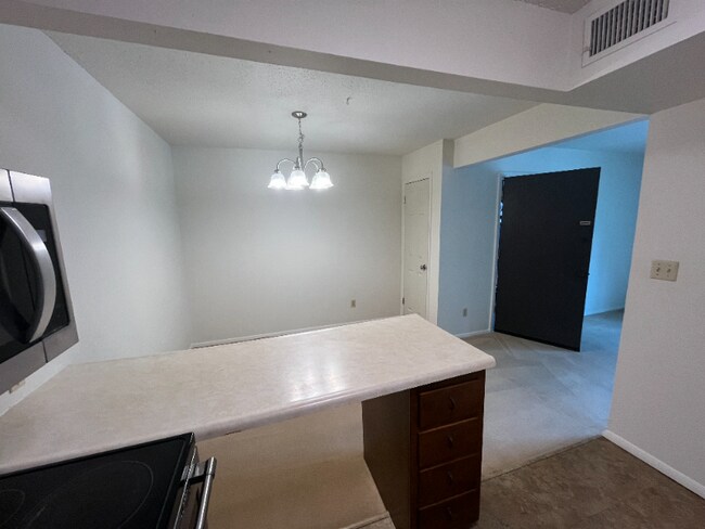 Building Photo - 104 Clinkscales Rd