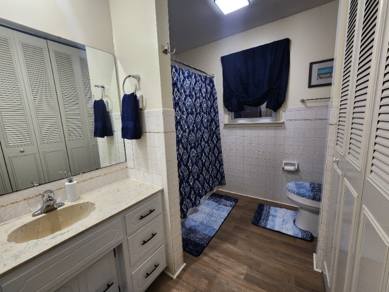 Building Photo - 614 Hwy 44 W