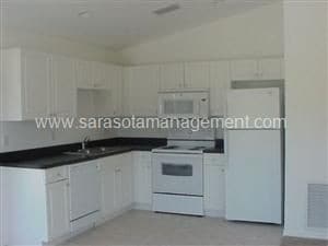 Building Photo - 4209 Ponder Ave