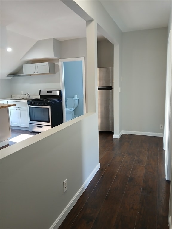 Building Photo - 98 Morton St