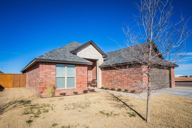 Building Photo - Wonderful 4/2 in Iron Horse in Wolfforth!