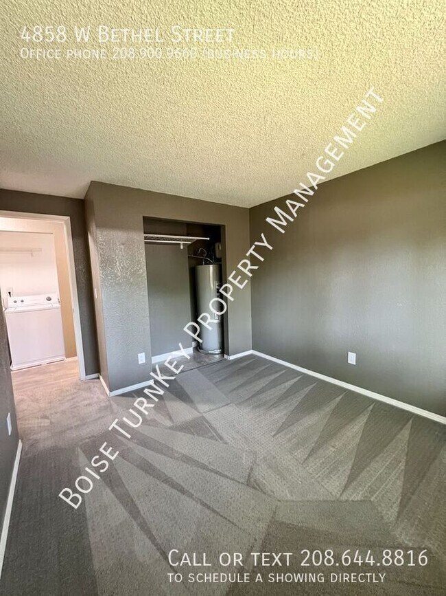 Building Photo - 4858 W Bethel St