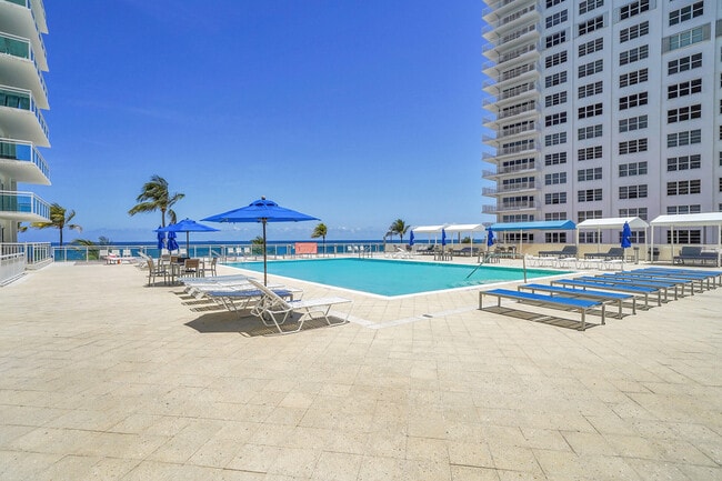 Building Photo - 3900 Galt Ocean Dr