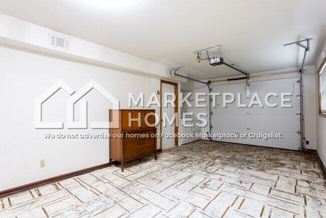 Building Photo - 2795 Pendant Pl