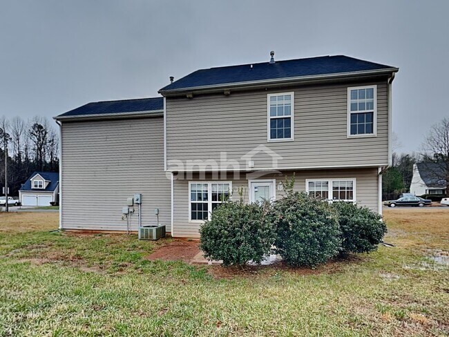 Building Photo - 3511 Valerie Dr