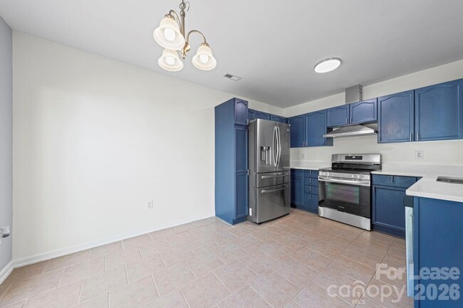 Building Photo - 2300 Genesis Dr