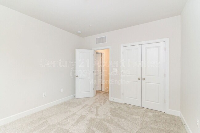 Building Photo - 43488 Stonewood Crossing Ter