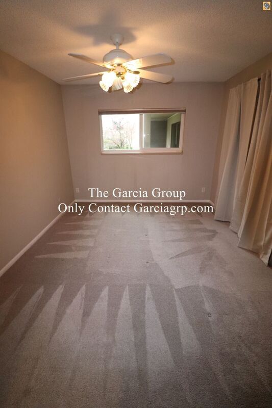 Building Photo - 2393 SW Park Pl