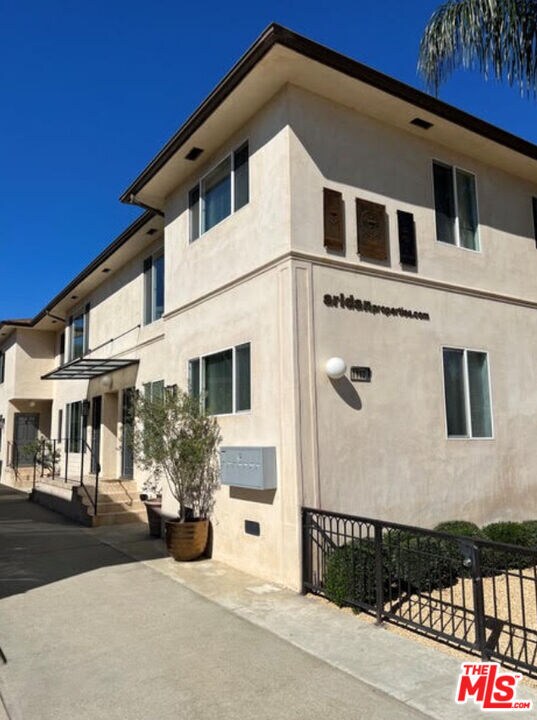 Building Photo - 1117 Cochran Ave