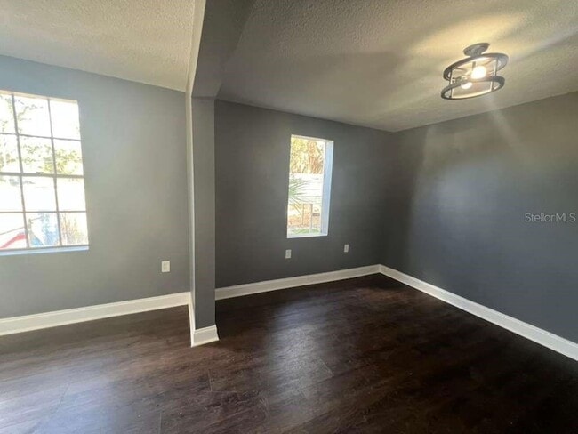 Building Photo - 2912 Chipco St