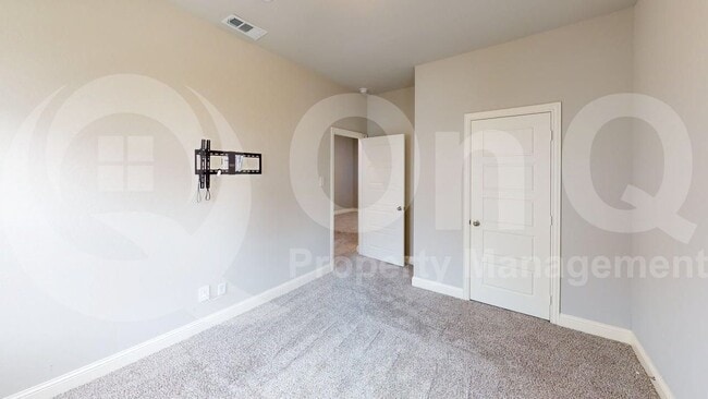 Building Photo - 12982 Jk Ojha St