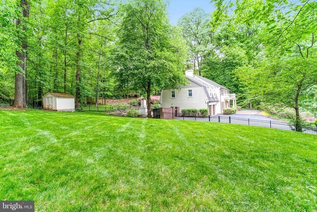 Building Photo - 7845 Old Dominion Dr