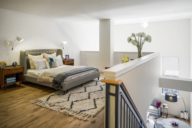 Interior Photo - Hahne and Co.
