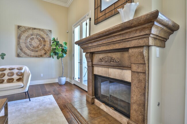 Building Photo - 39520 Colleen Way