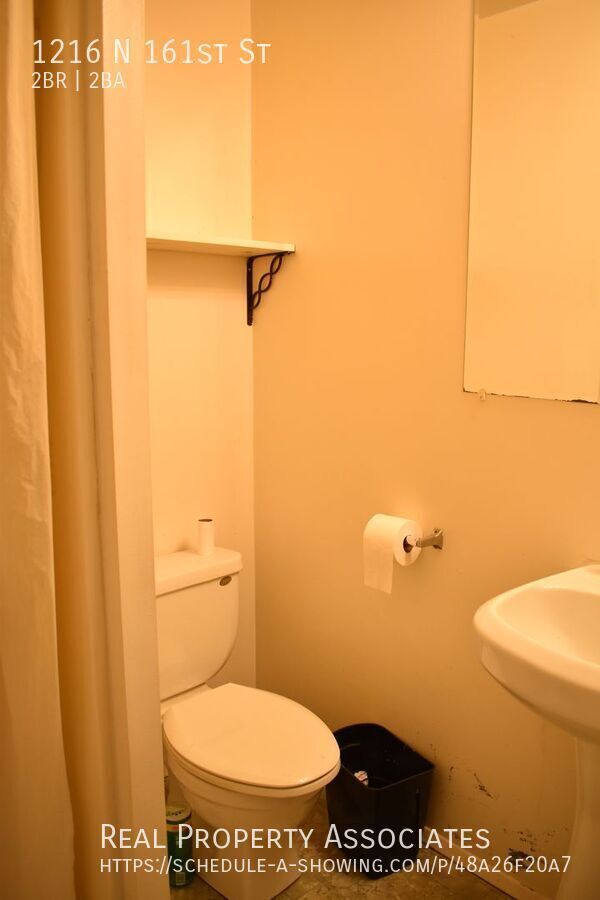 Building Photo - 1216 N 161st St