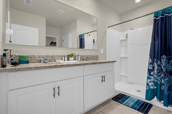 Building Photo - 1842 Egret Meadows Ave