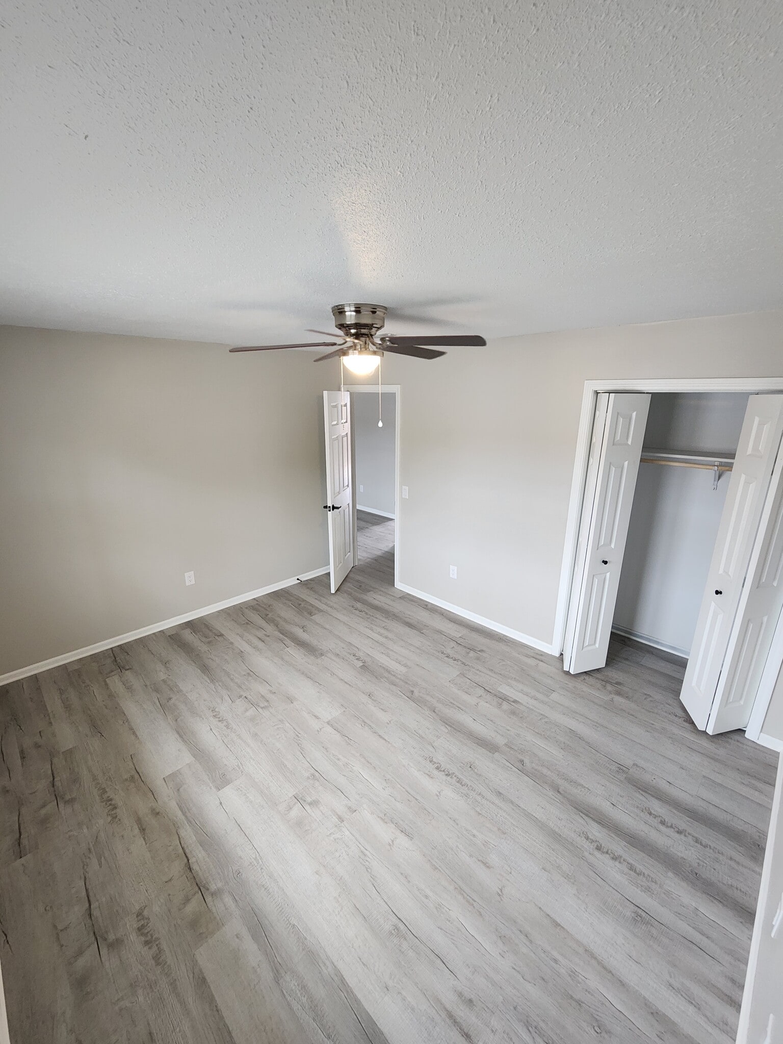 Building Photo - 139 N Washington St