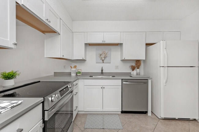 Building Photo - 337 Woodham Ct