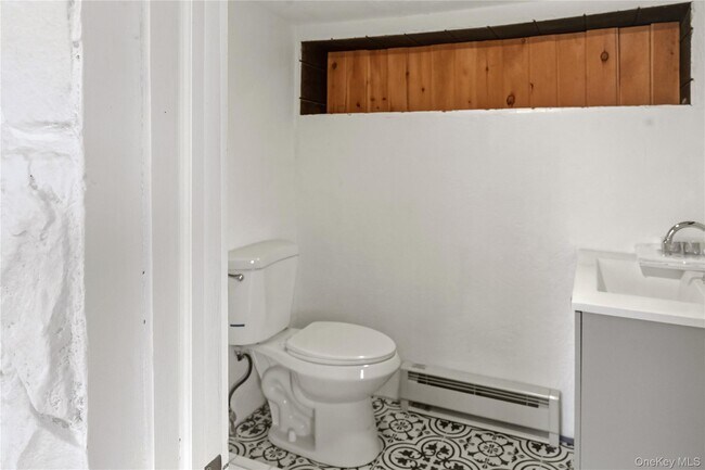 Building Photo - 378 Broadway