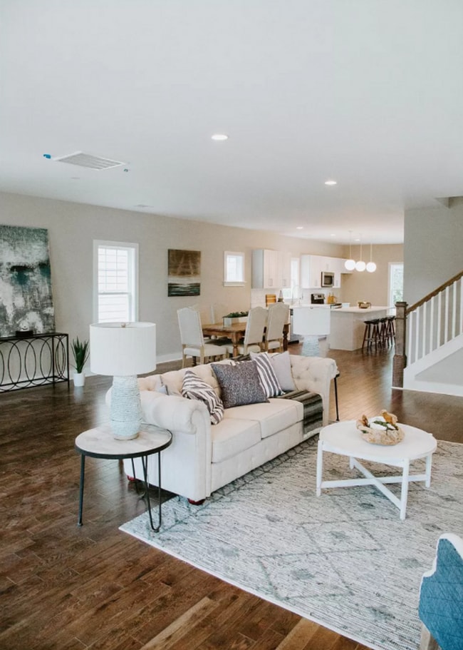 Building Photo - Beautiful 4 bedroom 4 bathroom house in th...