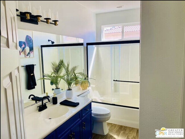 Building Photo - 43278 Freesia Pl