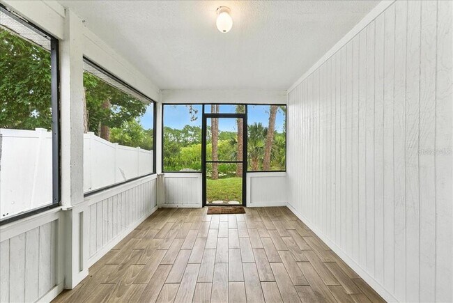 Building Photo - 174 Edgewater Cir