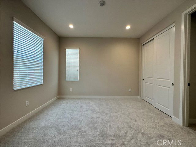 Building Photo - 150 Edna Pkwy