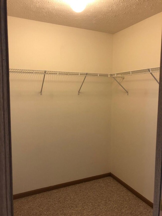 Building Photo - 2747 Wyndham Ct