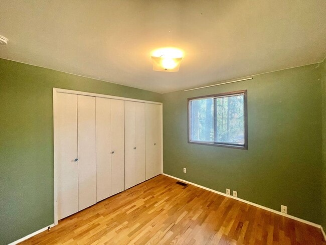 Building Photo - Great House for Rent