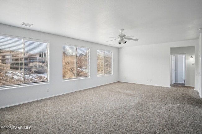 Building Photo - 7239 Barefoot Ln