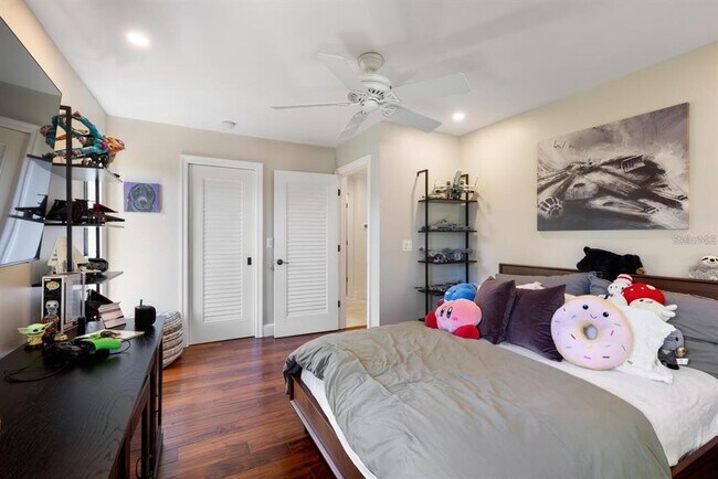 Building Photo - 1423 Landings Pl
