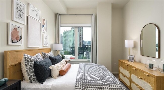 Building Photo - 400 Bishop St NW