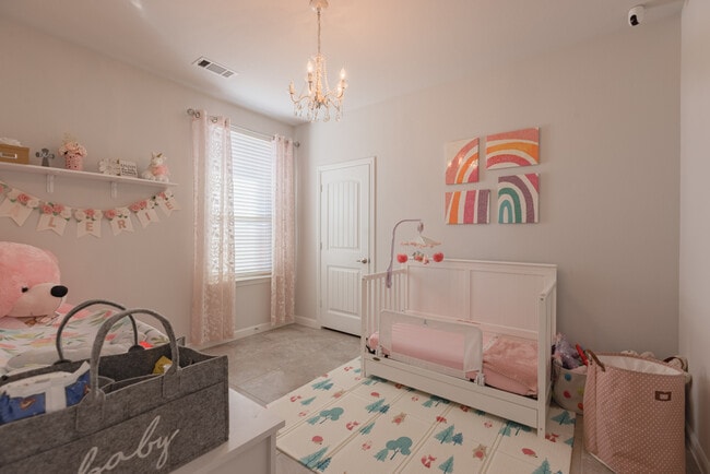 Building Photo - 1 Valley Rd